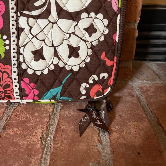 Vera Bradley 13” Laptop Bag Case - Picture 2 of 7